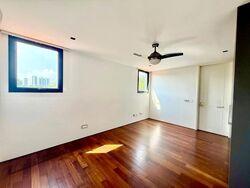 Mountbatten Road (D15), Terrace #608502551